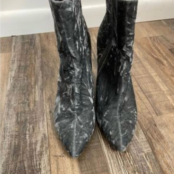 Wild Diva Suede Boots Size 8.5 - Picture 3 of 7